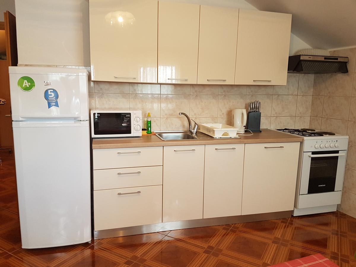 Apartmani Toni Poce Primošten المظهر الخارجي الصورة
