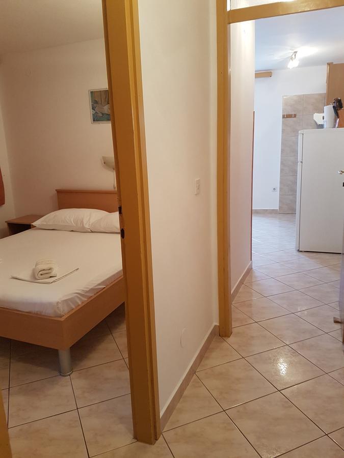 Apartmani Toni Poce Primošten المظهر الخارجي الصورة
