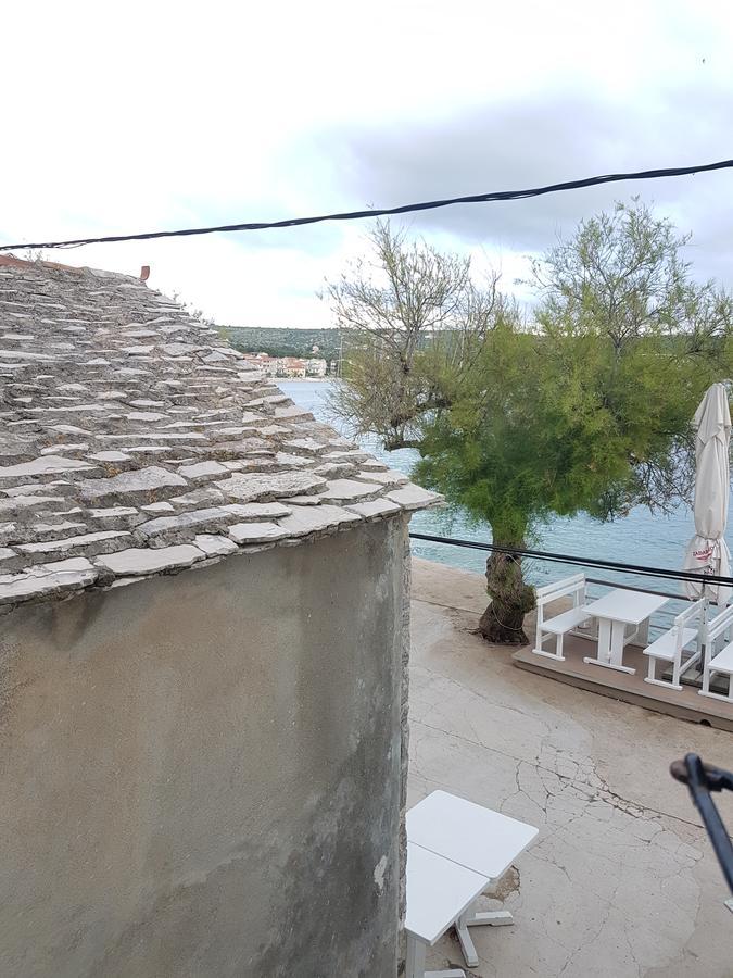 Apartmani Toni Poce Primošten المظهر الخارجي الصورة