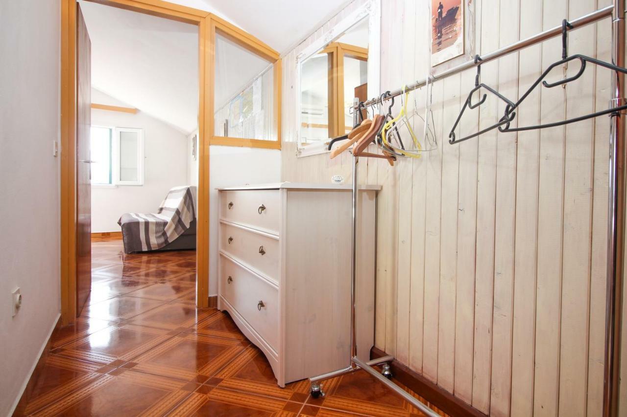 Apartmani Toni Poce Primošten المظهر الخارجي الصورة