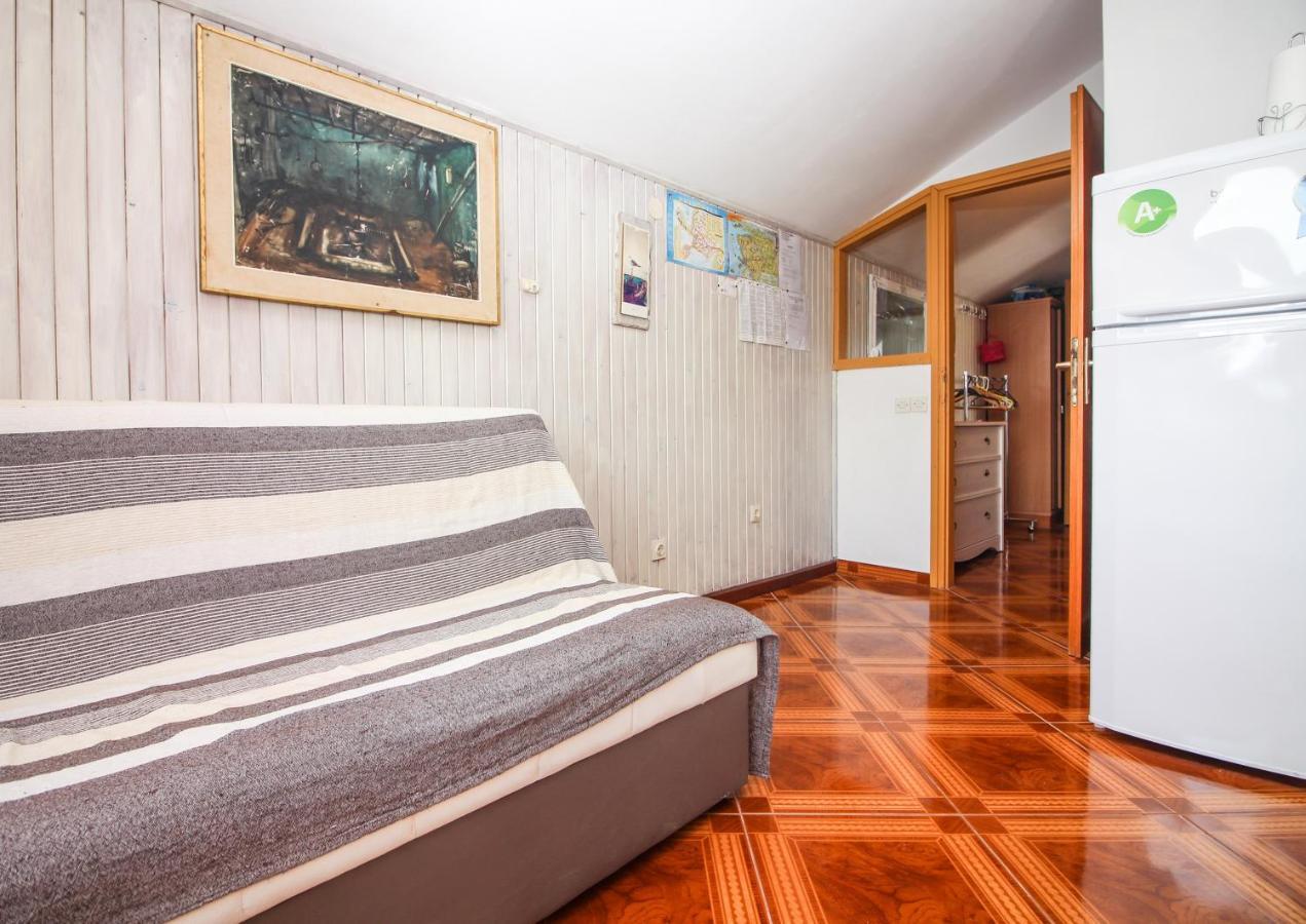 Apartmani Toni Poce Primošten المظهر الخارجي الصورة